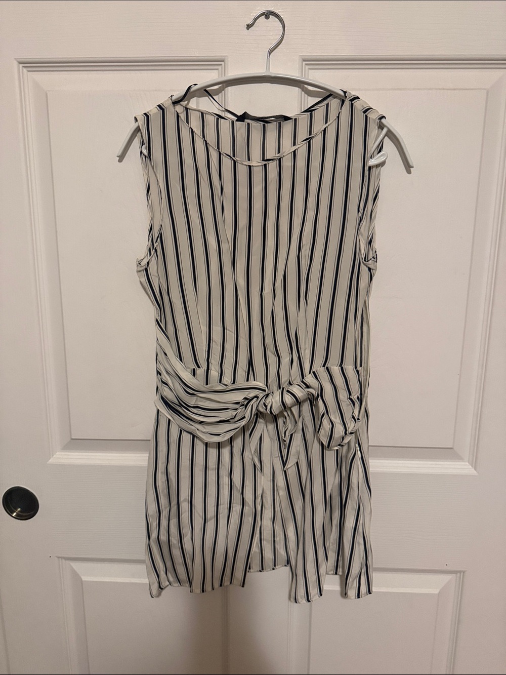 Zara Sleeveless Vertical Stripe Tie-Front Top in White and Black